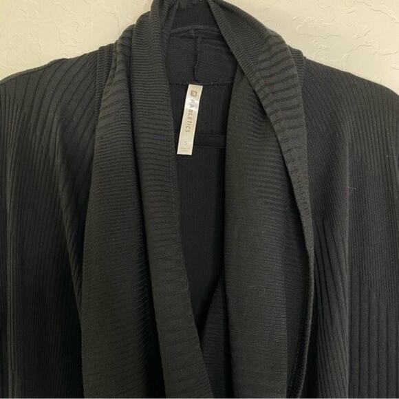 Fabletics Black Austin Wrap Thumb Hole Twist Front Cardigan Small - Picture 3 of 10